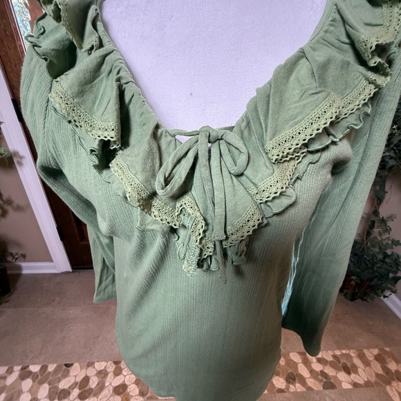 Lauren Ralph Lauren long Sleeve Ruffle V-Neck L Preppy Feminine Fall Renaissance - Picture 2 of 5